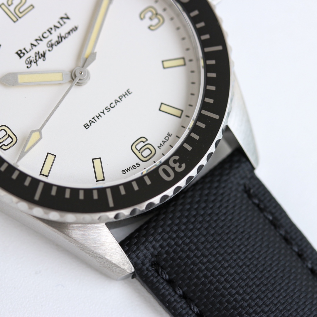 2-973.jpg Blancpain Fifty Fathoms 38 mm Cal.1153 1:1 Replik Uhr