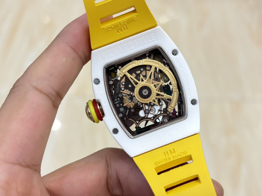 5-715.jpg Richard Mille RM 88 Automatik Tourbillon Smiley 1:1 Replik Uhr